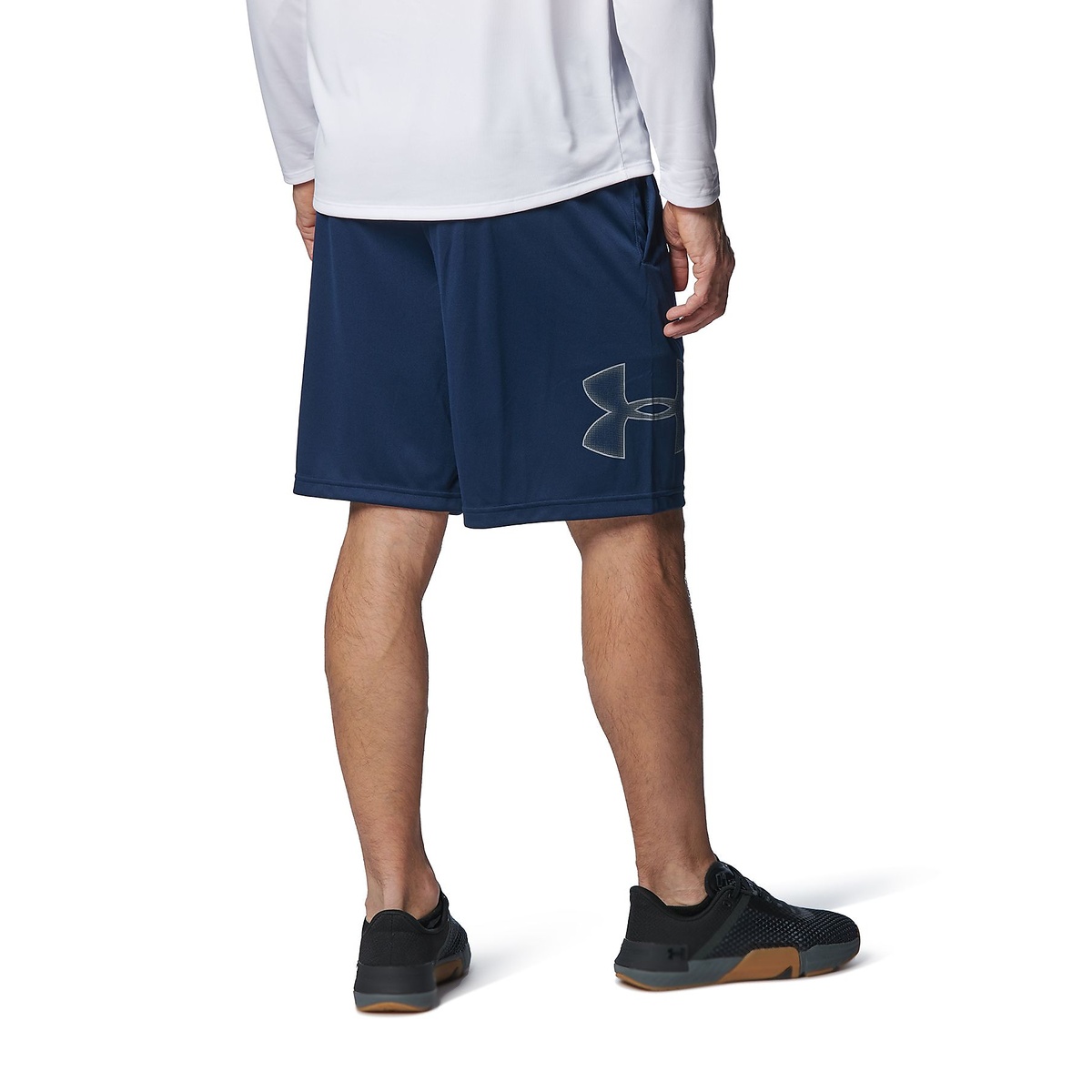UA TECH GRAPHIC SHORTS