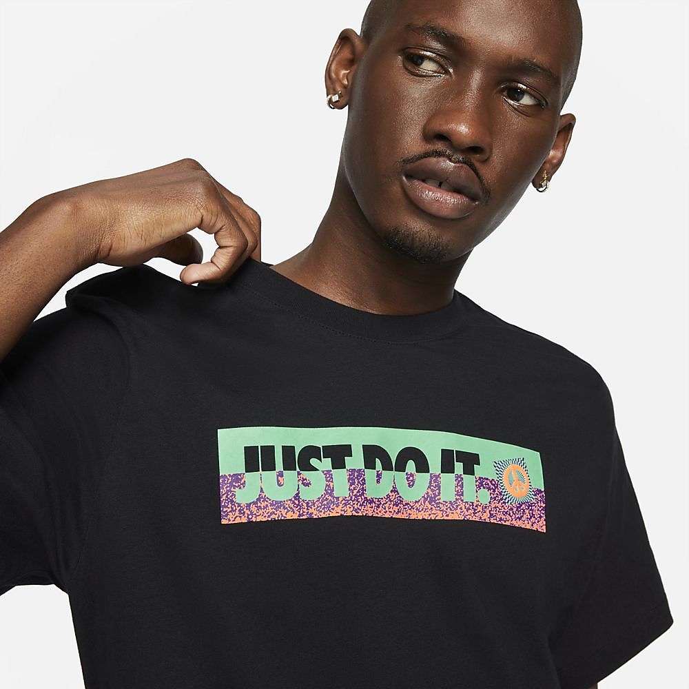 ナイキ NSW フェスティバル JDI S/S Tシャツ