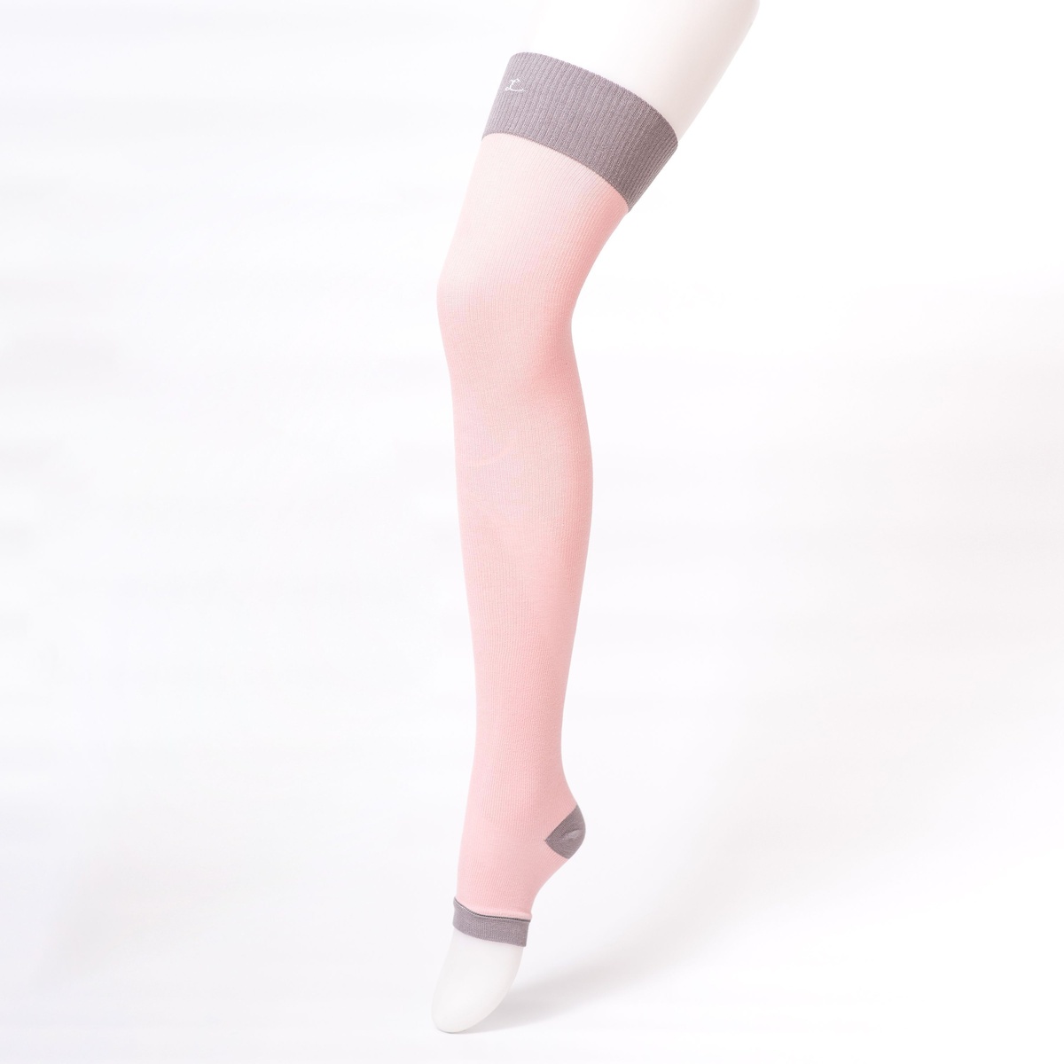 靴下サプリ　寝ながらロングうずまいて　血行を促すソックス