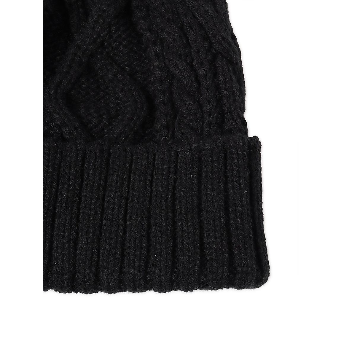 アラン編みニット