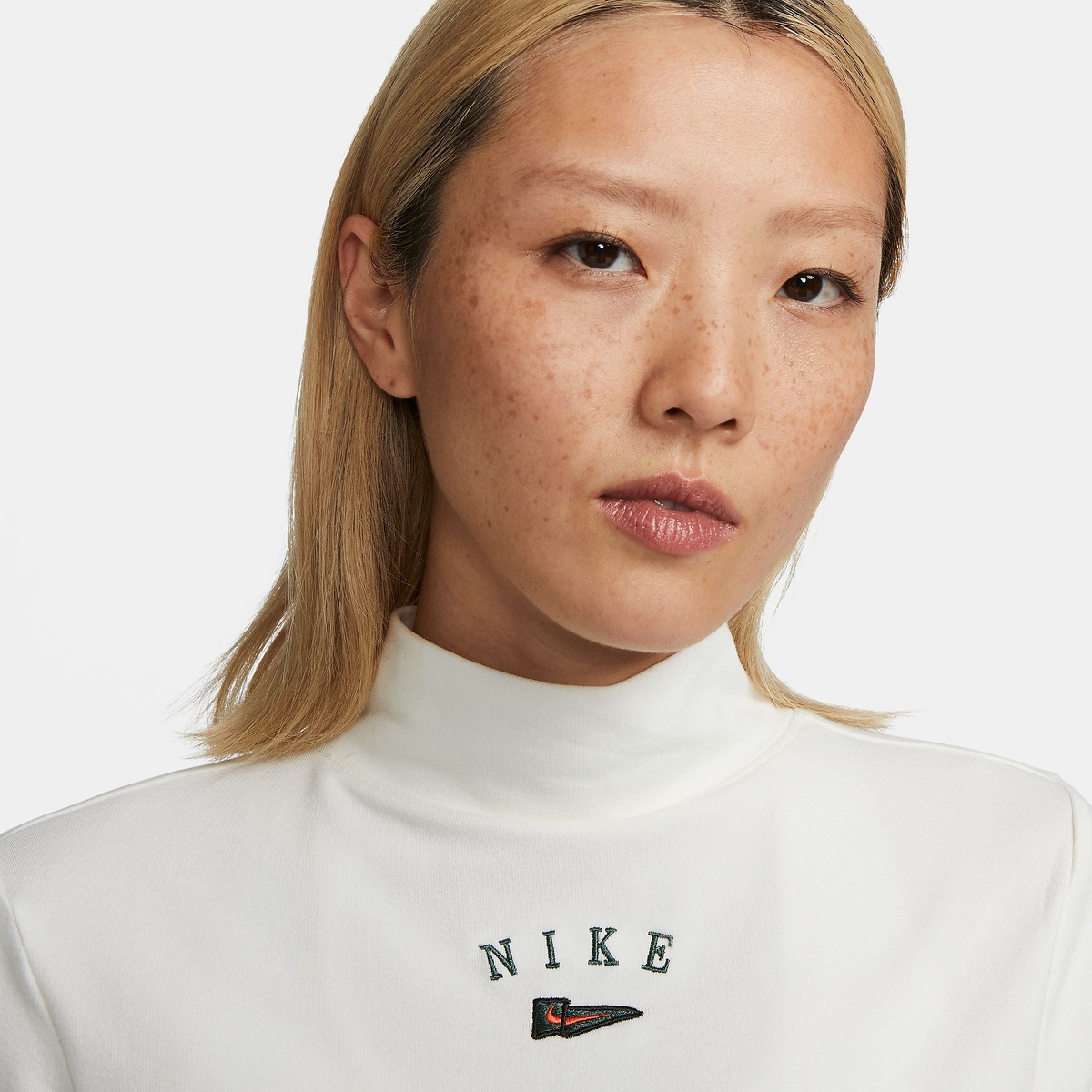 ナイキ ウィメンズ NSW NCPS L/S モック トップ