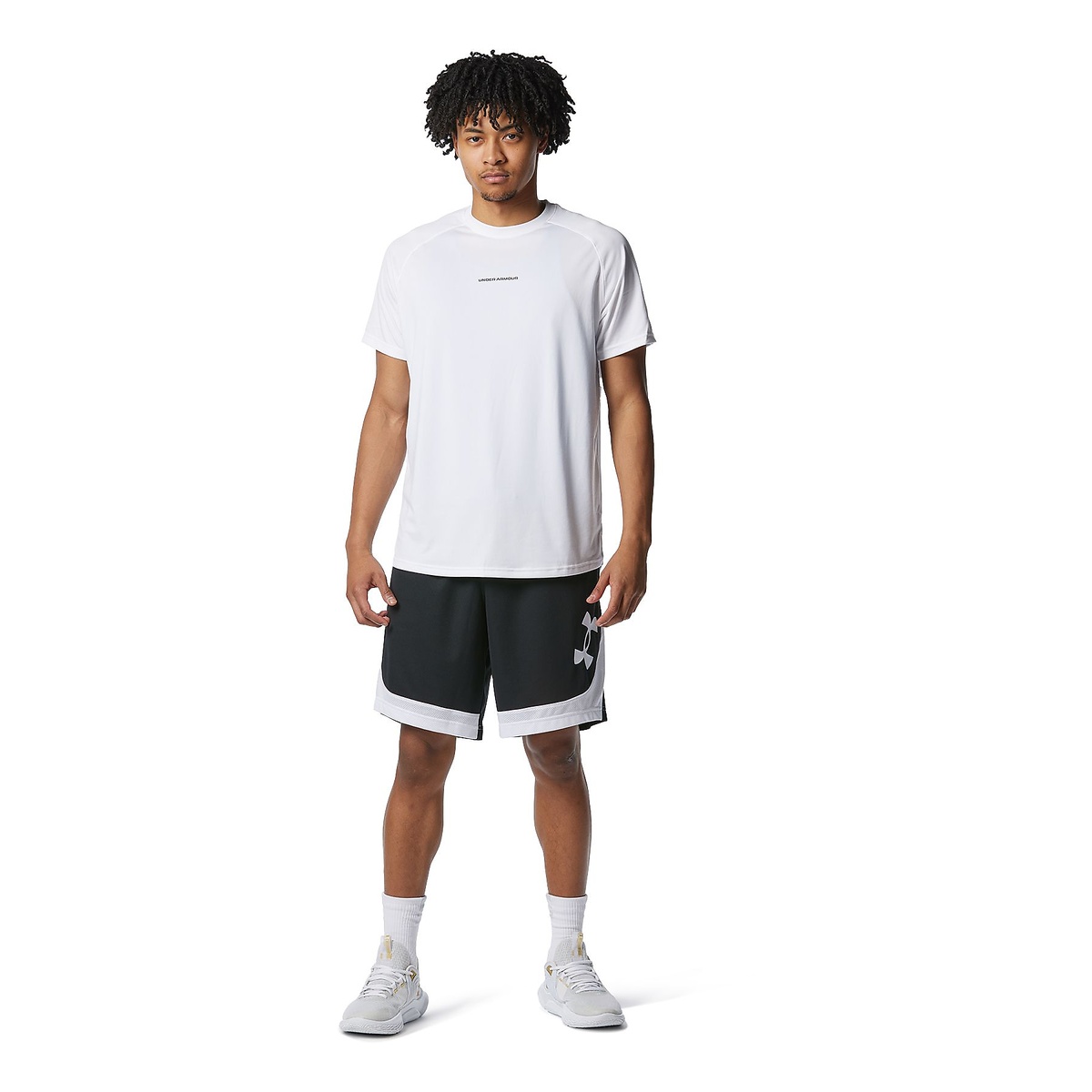 UA BASELINE SHORTS