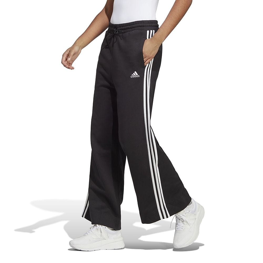 adidasアディダス - W ESS 3S FT ワイドパンツ ENK83 IC8775/メガ