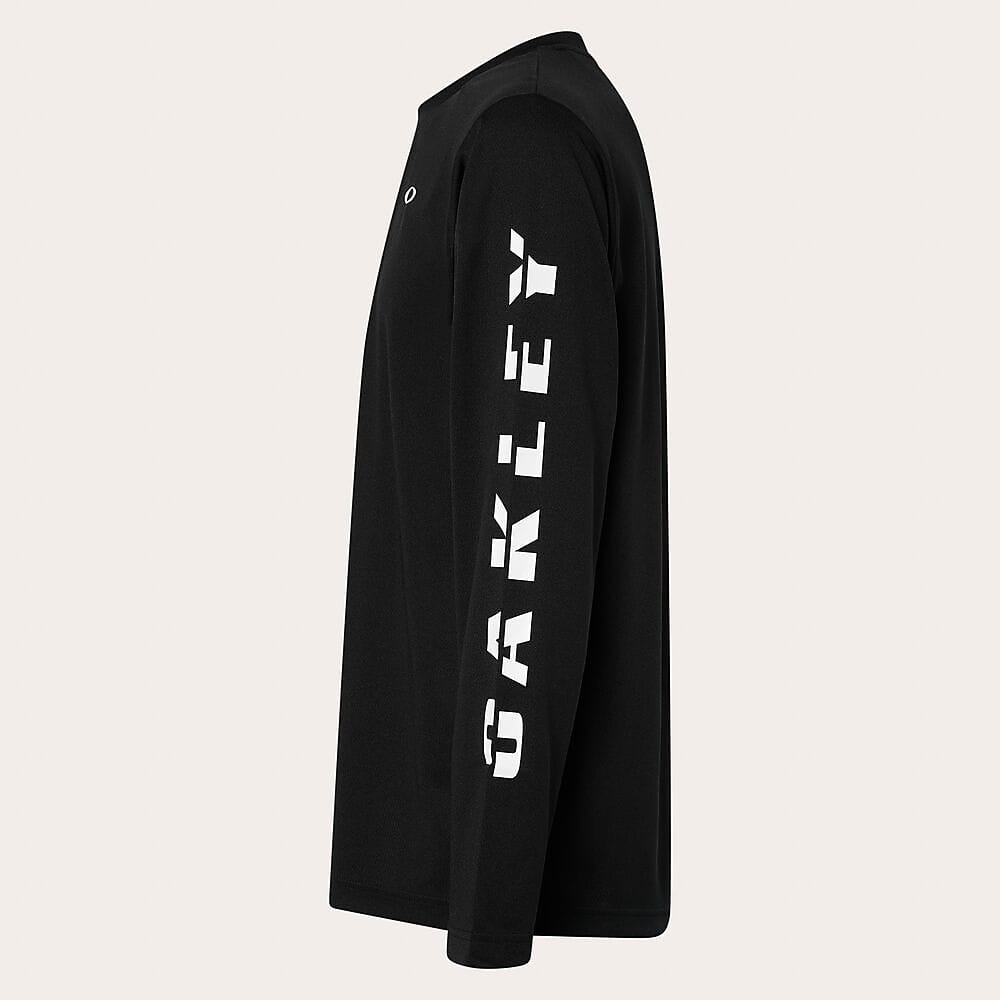 SLANT LOGO PRINT L/S TEE 8.0