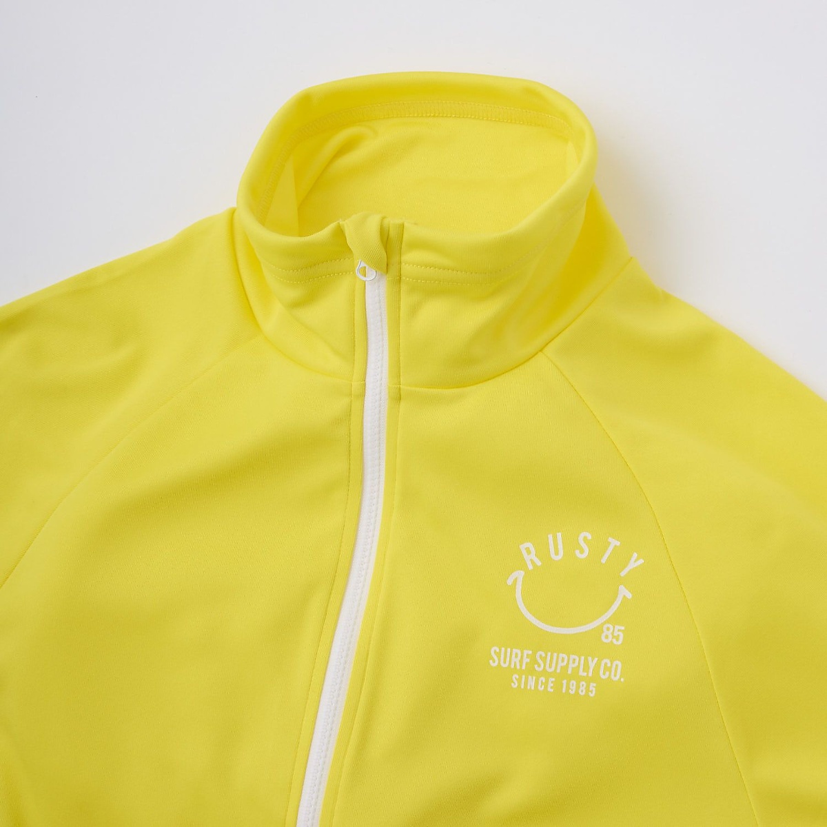 キッズRUSTYラッシュガード