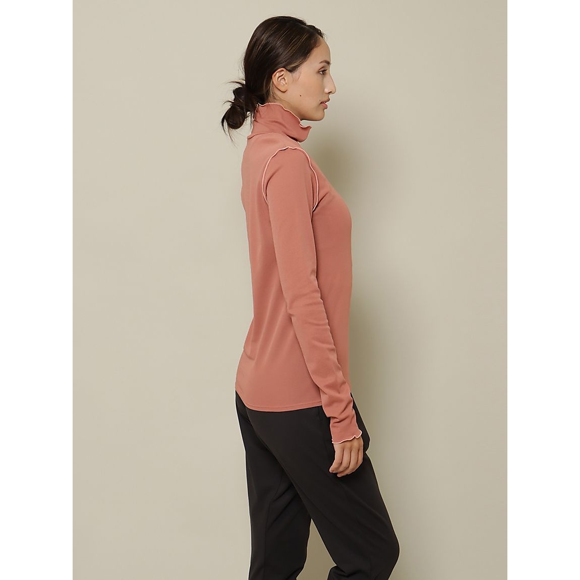 フィンリーフライス ハイネックプルオーバー