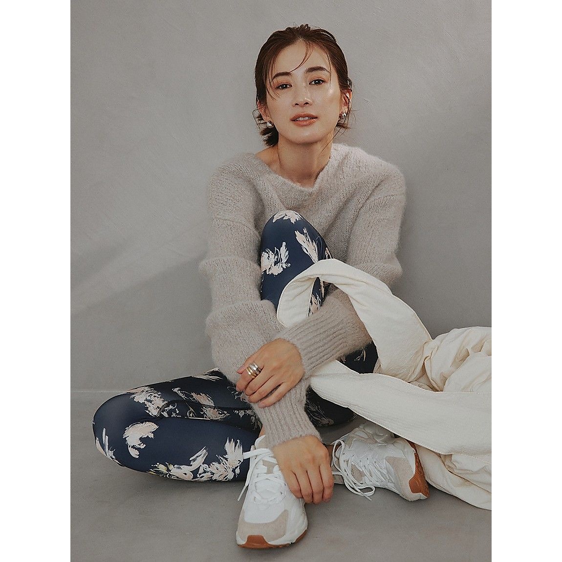 オリジナルフラワー柄レギンス