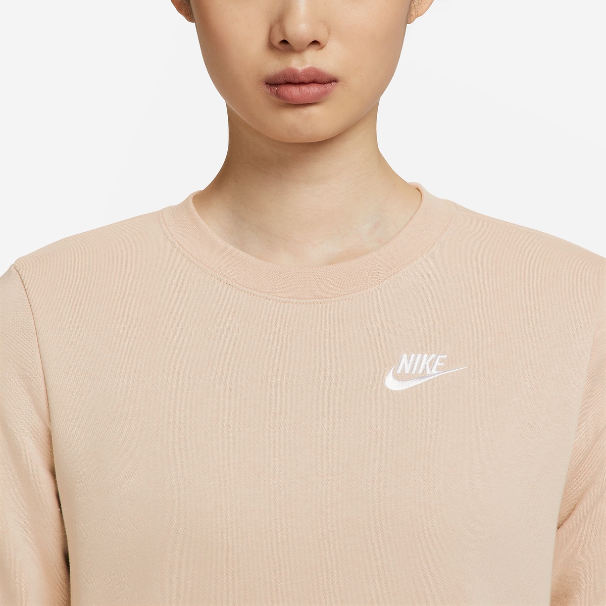 ナイキ ウィメンズ NSW クラブ STD フリース L/S クルー