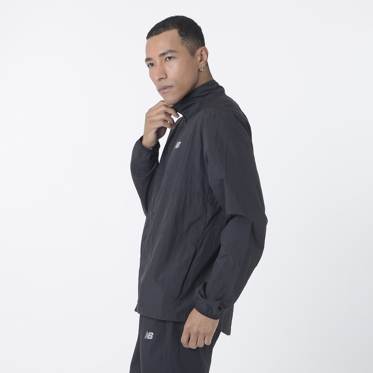 Athletics パッカブルジャケット