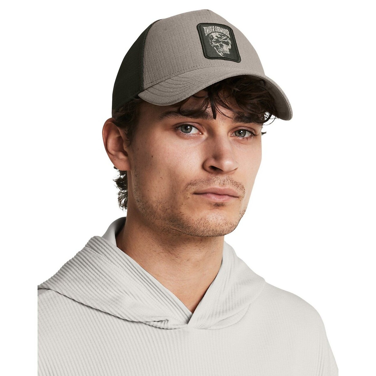 UA ISO-CHILL ARMOURVENT TRUCKER CAP