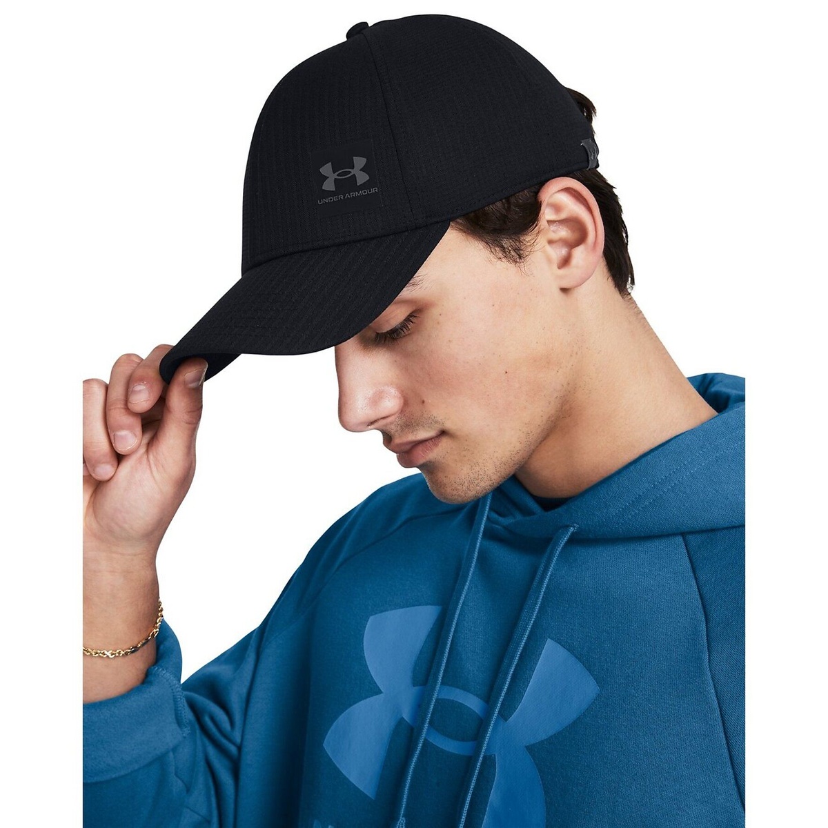 UA Iso-chill Armourvent Adjustable Cap