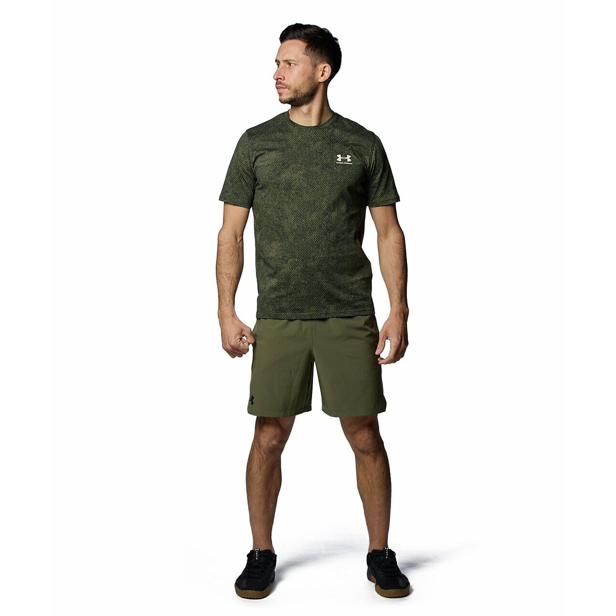 UA WOVEN 7 INCH SHORTS