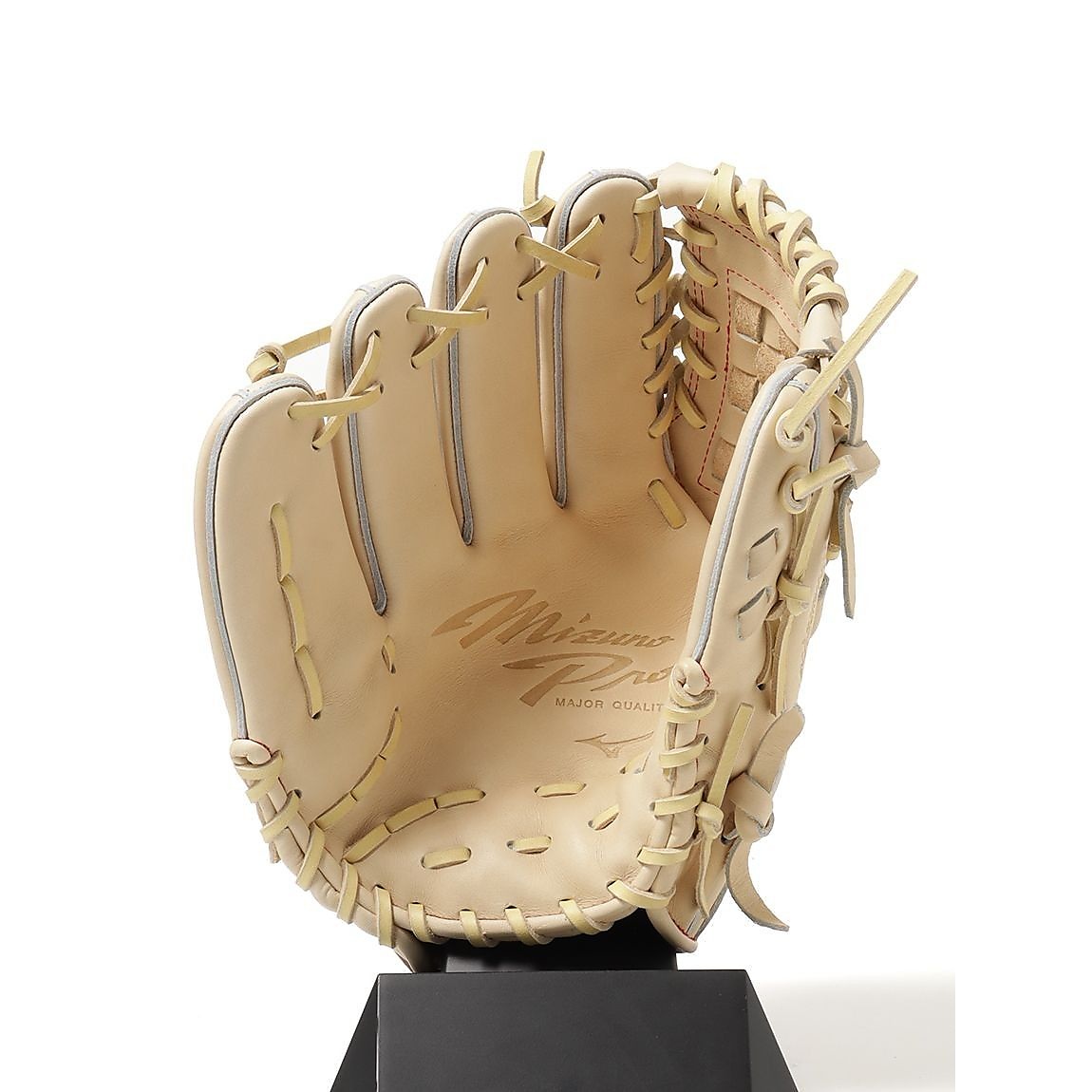 【左投げ】軟式用ミズノプロクラシック(Classic) 投手用1