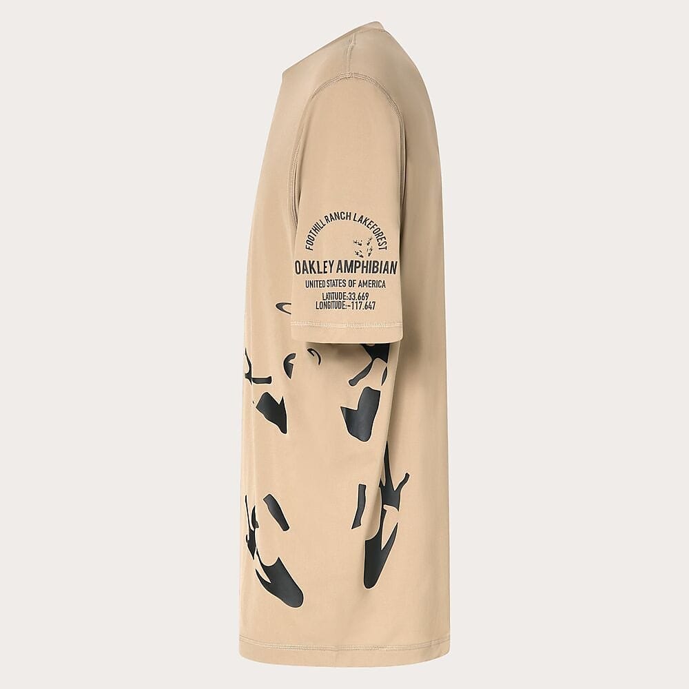 EN AMPHIBIAN SS T BOLD FROG 1.0