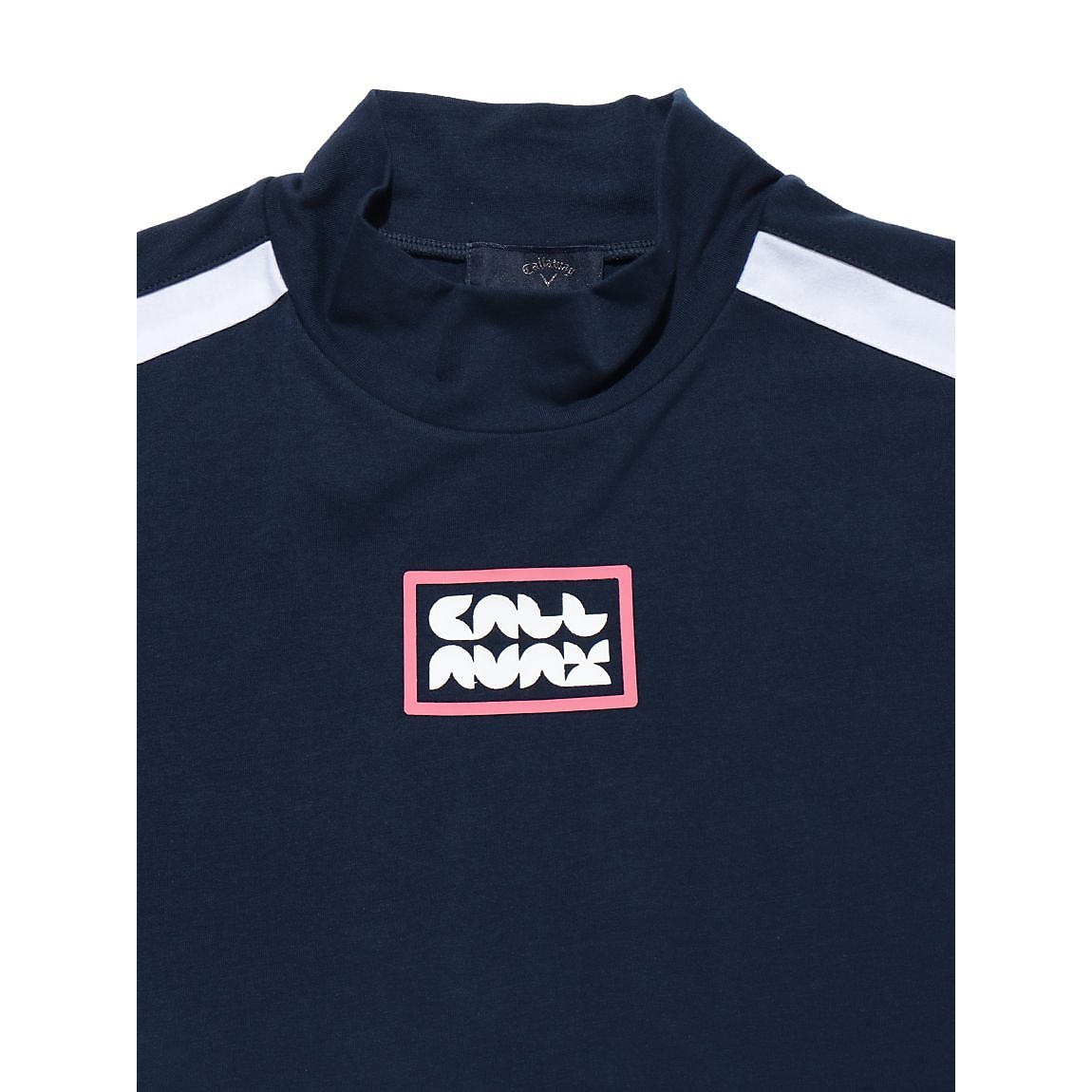 半袖モックネックシャツ