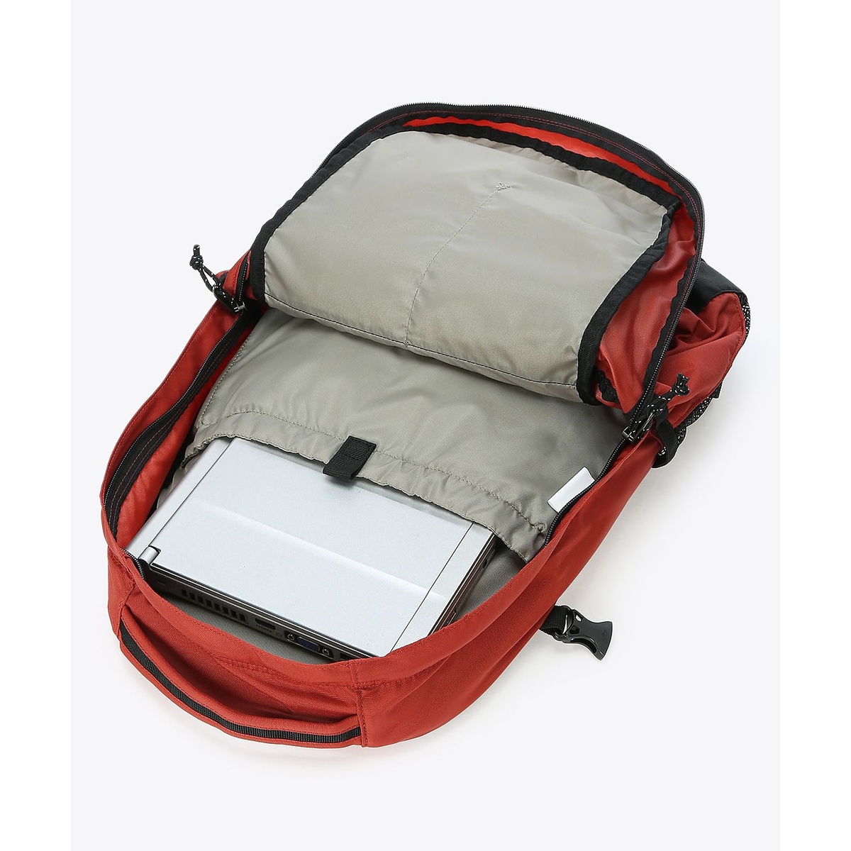 パナシーア33Lバックパック