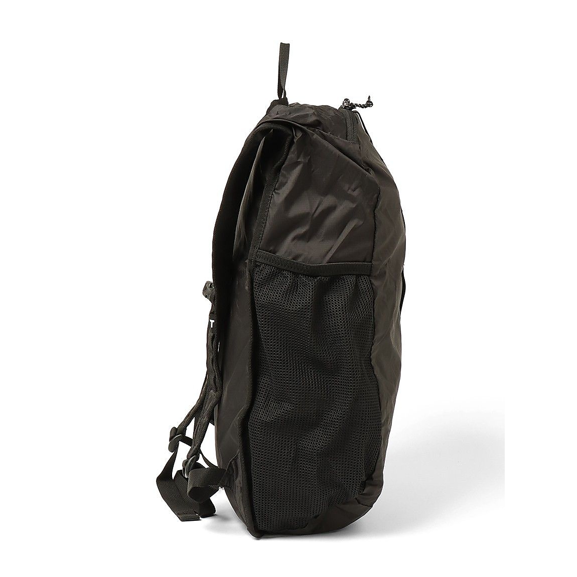 デフィ 16(DEFI 16)