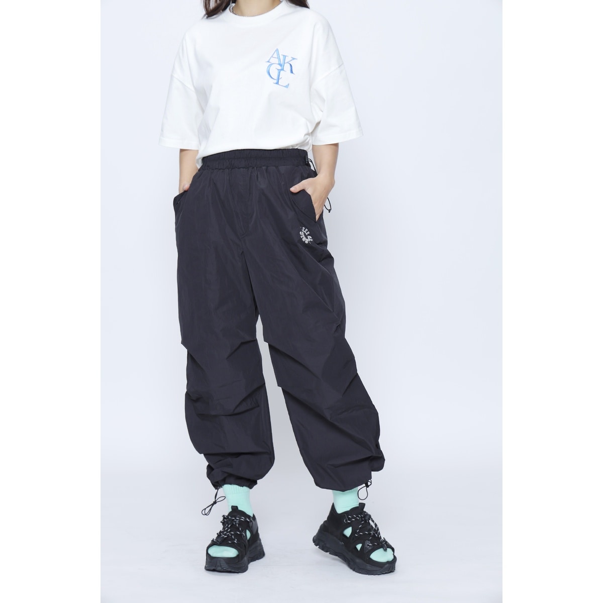 AKIII CLASSICアキクラシック - ウーブンパンツ(WOVEN PANTS) SAK-7732