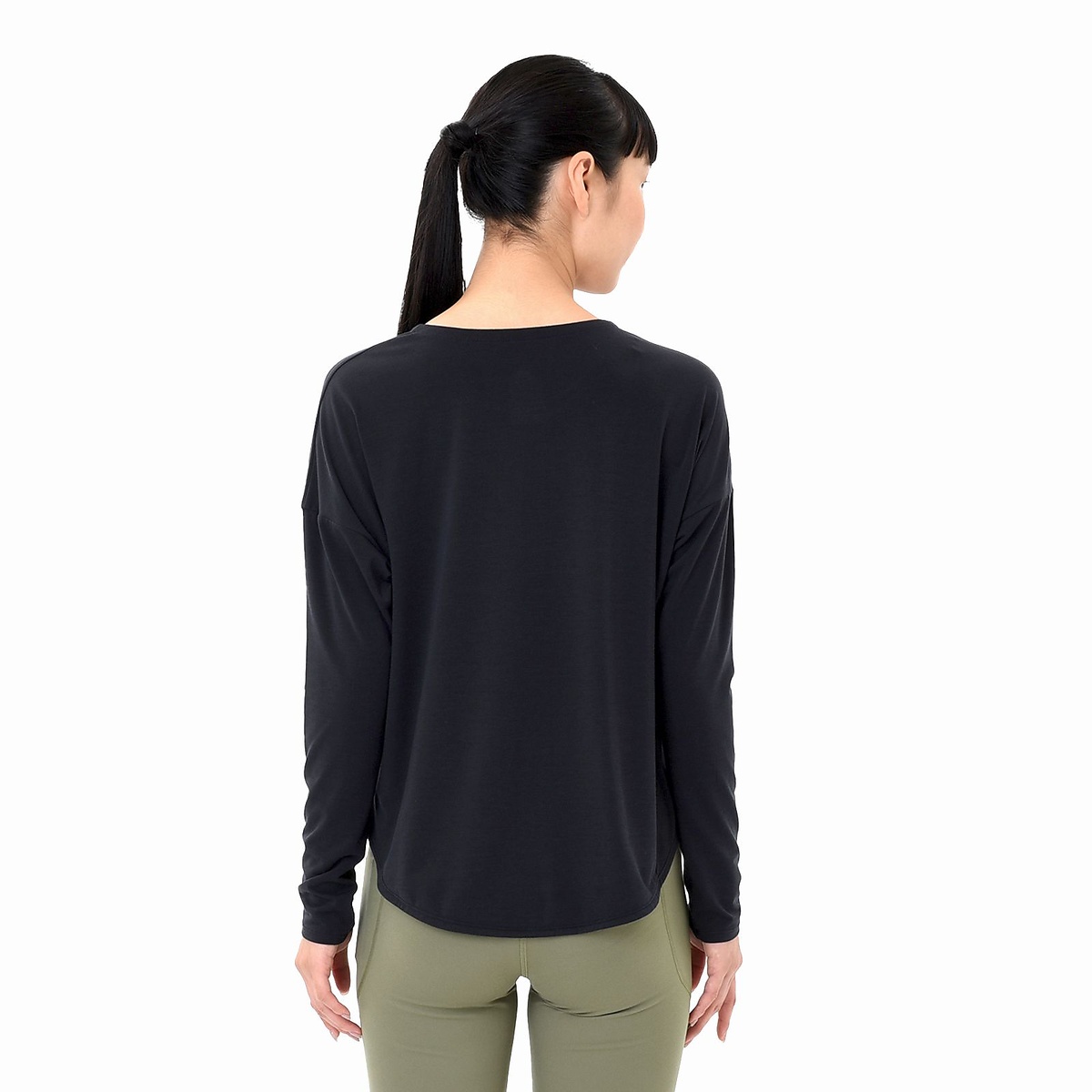 Seasonal パフォーマンスロングスリーブTシャツ