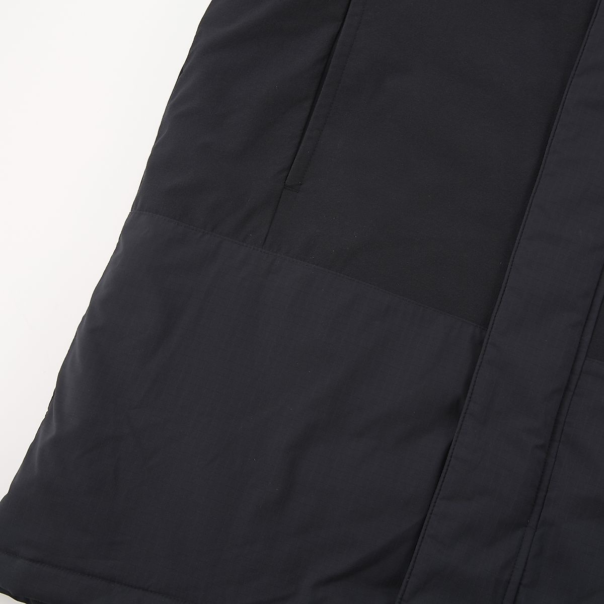 【THE THIRD by UMBRO】中わたハーフコート