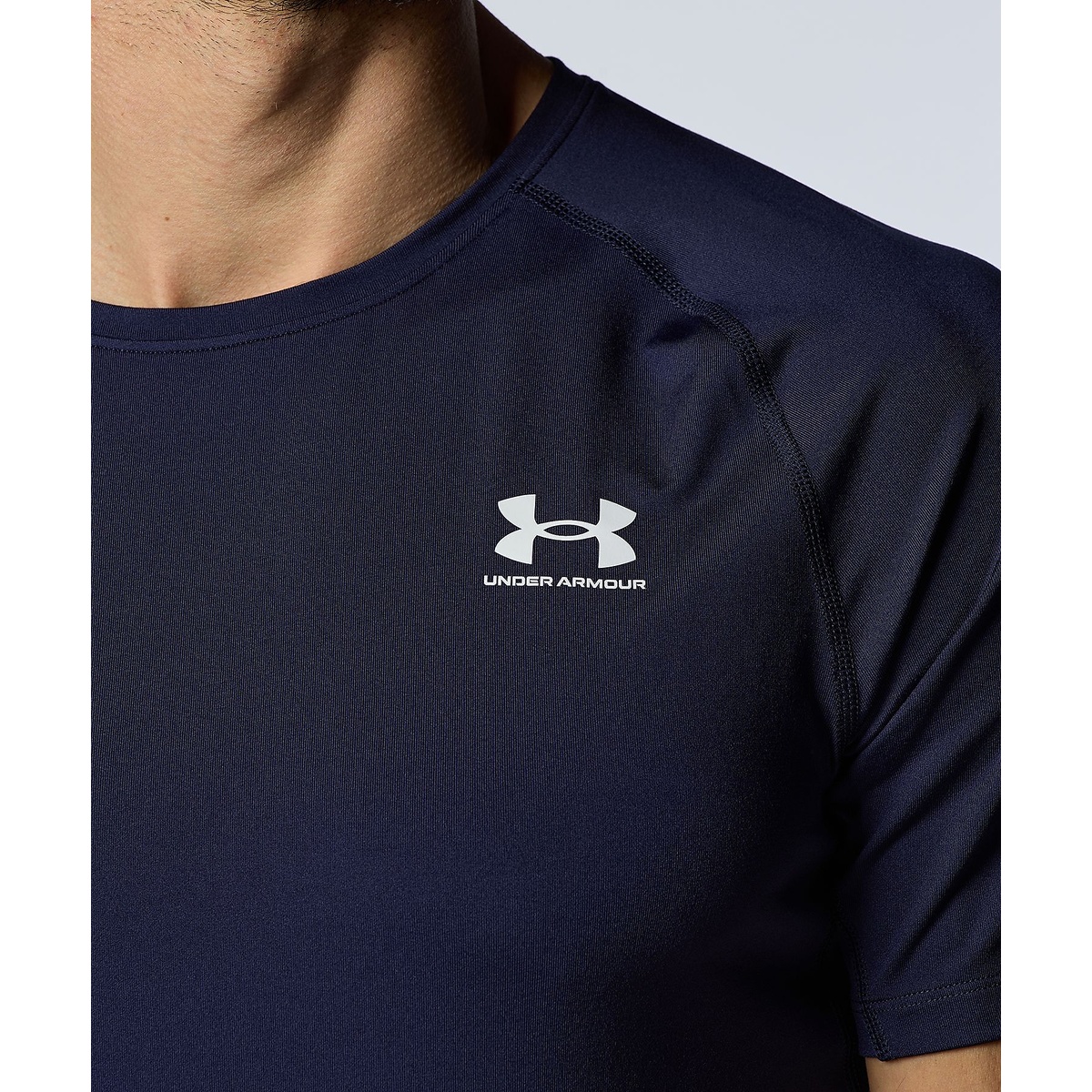 UA HEATGEAR FITTED SHORT SLEEVE SHIRT