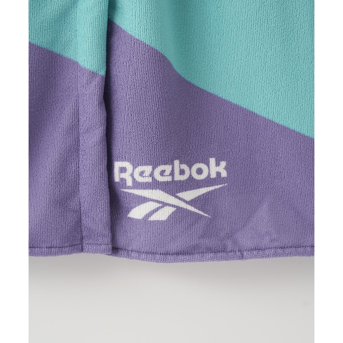 【REEBOK】96cm丈PE巻きタオル