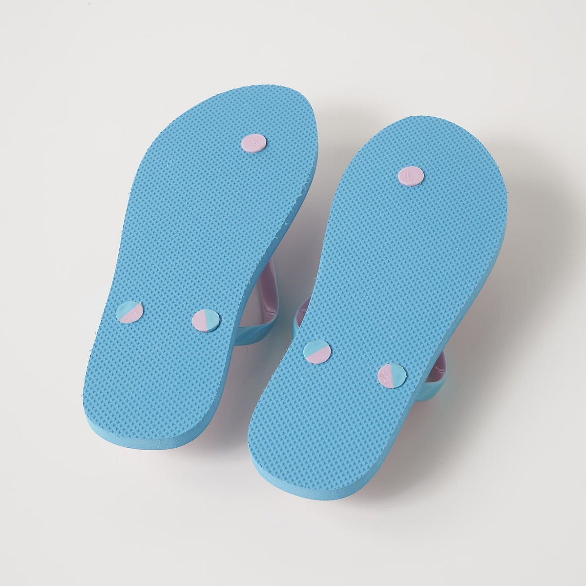 【REPIPI】ロゴサンダル