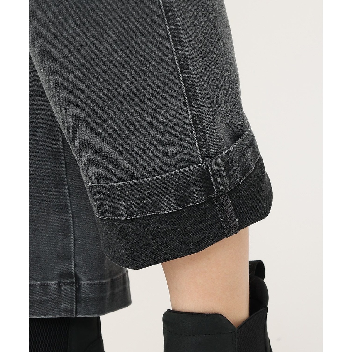 ロマビスタデニムパンツ