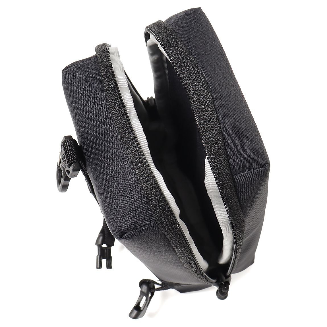 GADGET POCKET (ガジェットポケット)