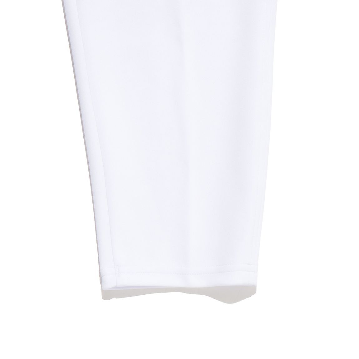 ショートフィットパンツ