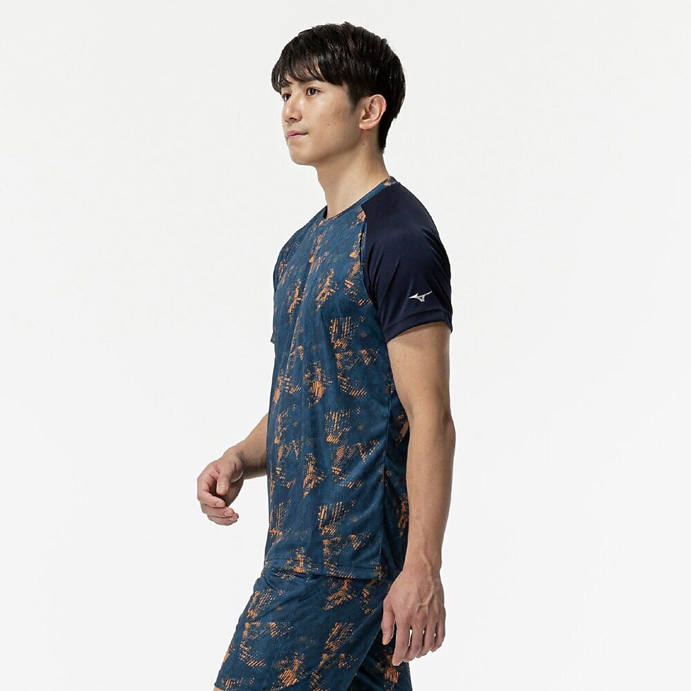 グラフィックTシャツ