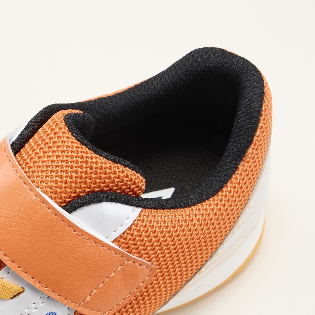 UMBRO はばひろソフトサッカーシューズSB