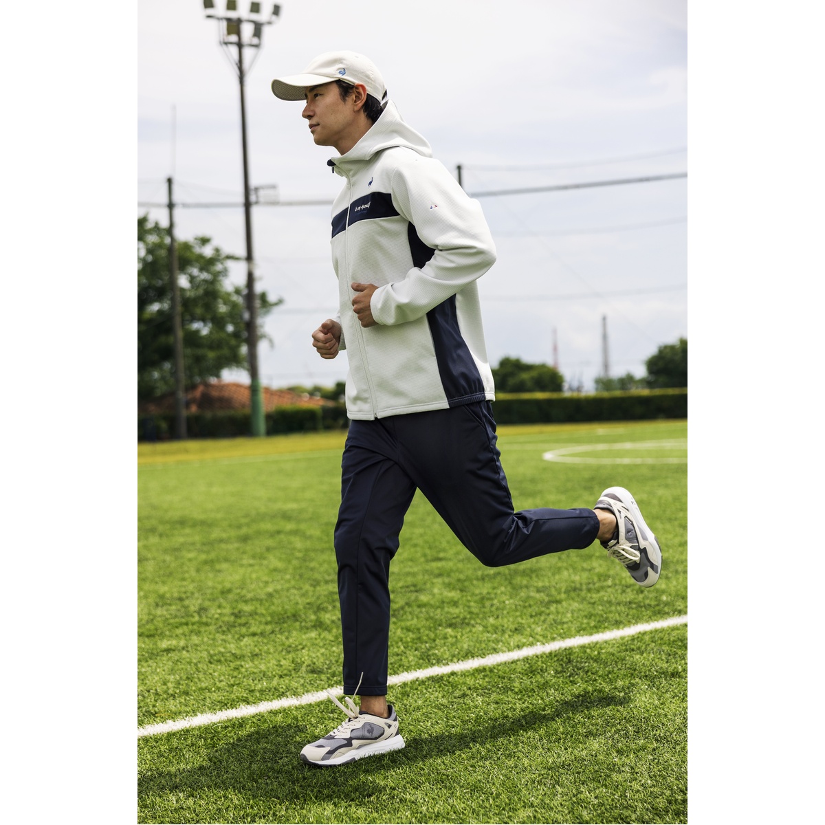 防風ストレッチワッフルボンディングアウター