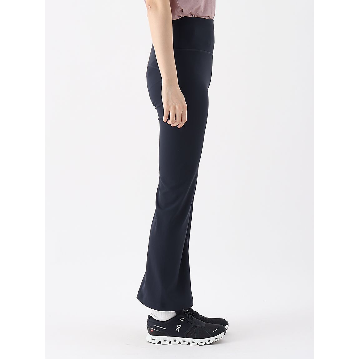 ルフフォルム ハイライズフレアパンツ