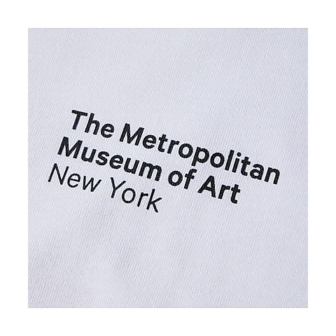 SS OS CT TEE THE MET BACK LOGO WHI