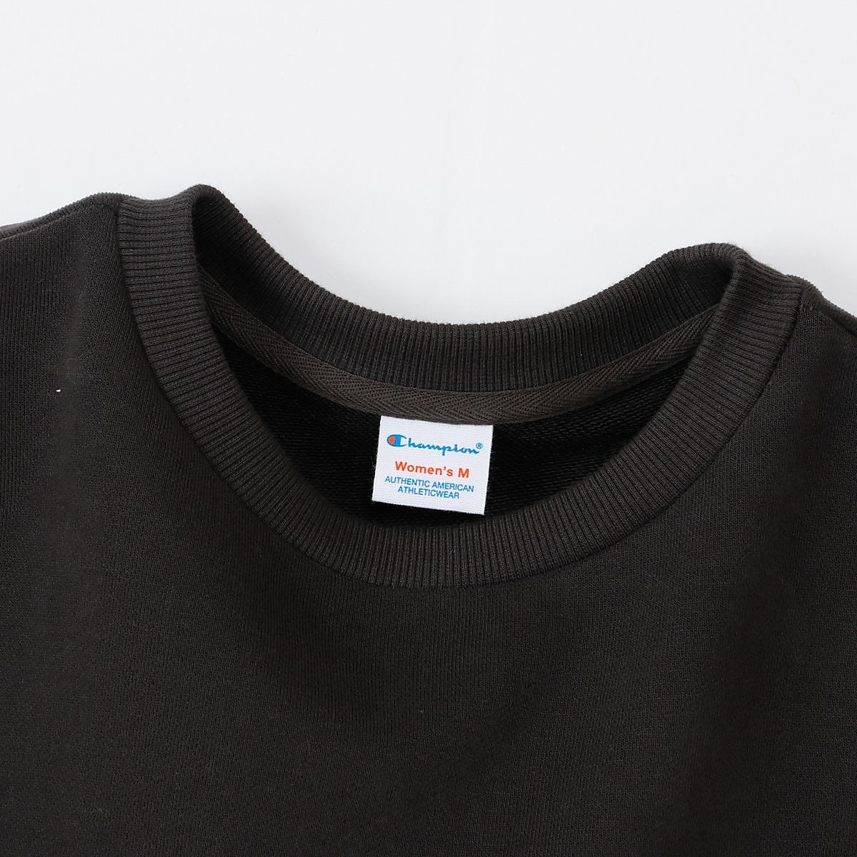 CREW NECK SWEATSHIRT