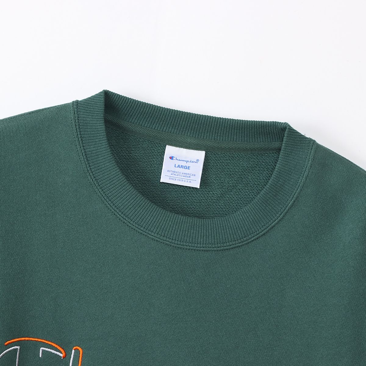 CREW NECK SWEATSHIRT