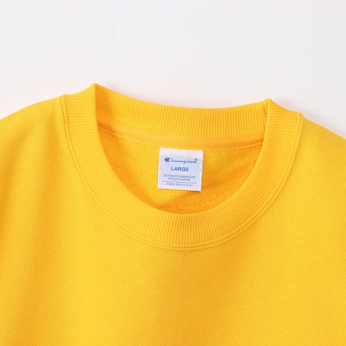 CREW NECK SWEATSHIRT