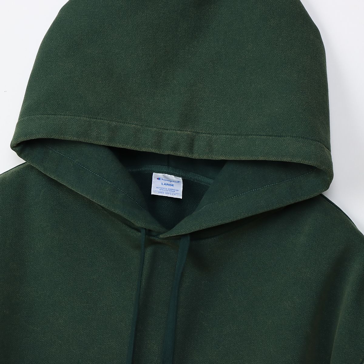 HOODED SWEATSHIRT
