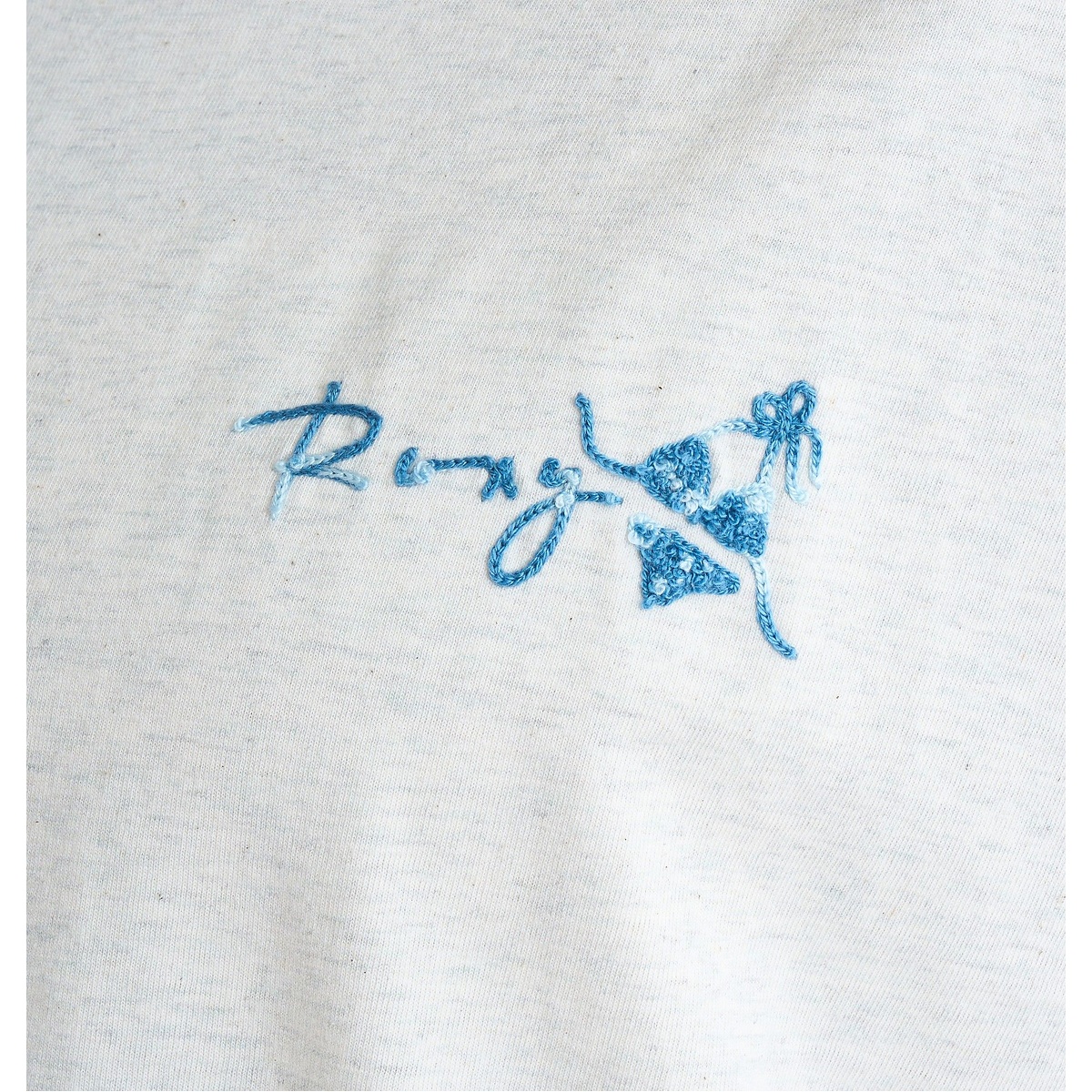 COLORFUL EMBROIDERY TEE