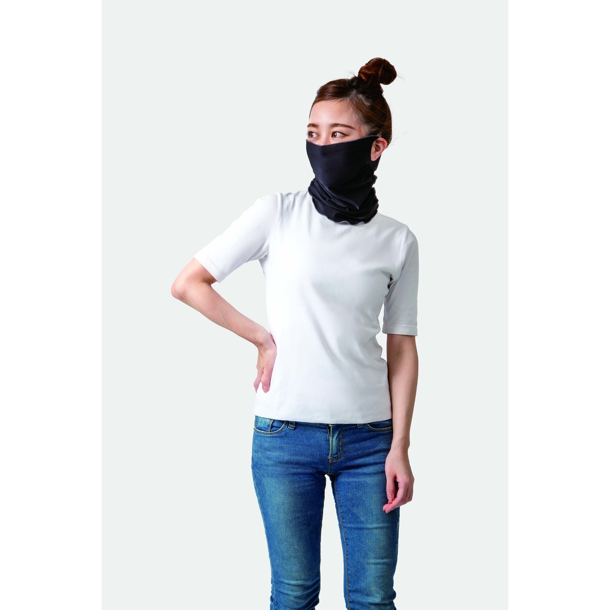 リアリークールネックカバー