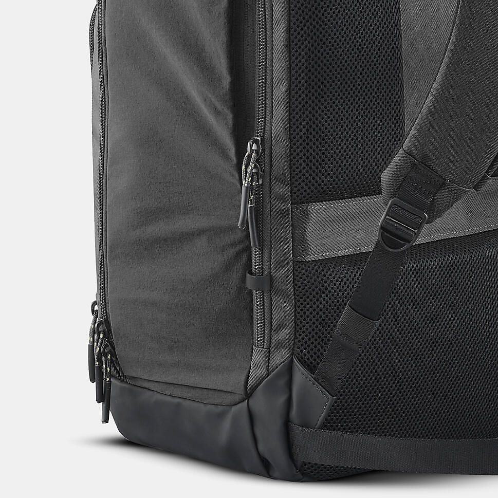 ハイキングバックパック32LBLK