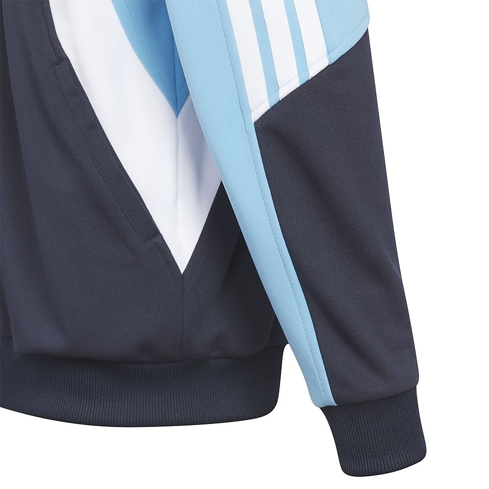 KMHCBトラックトップ