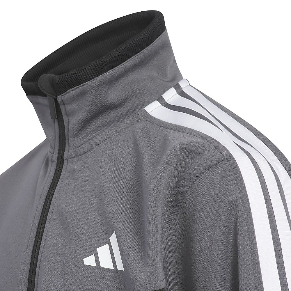 KMHCBトラックトップ