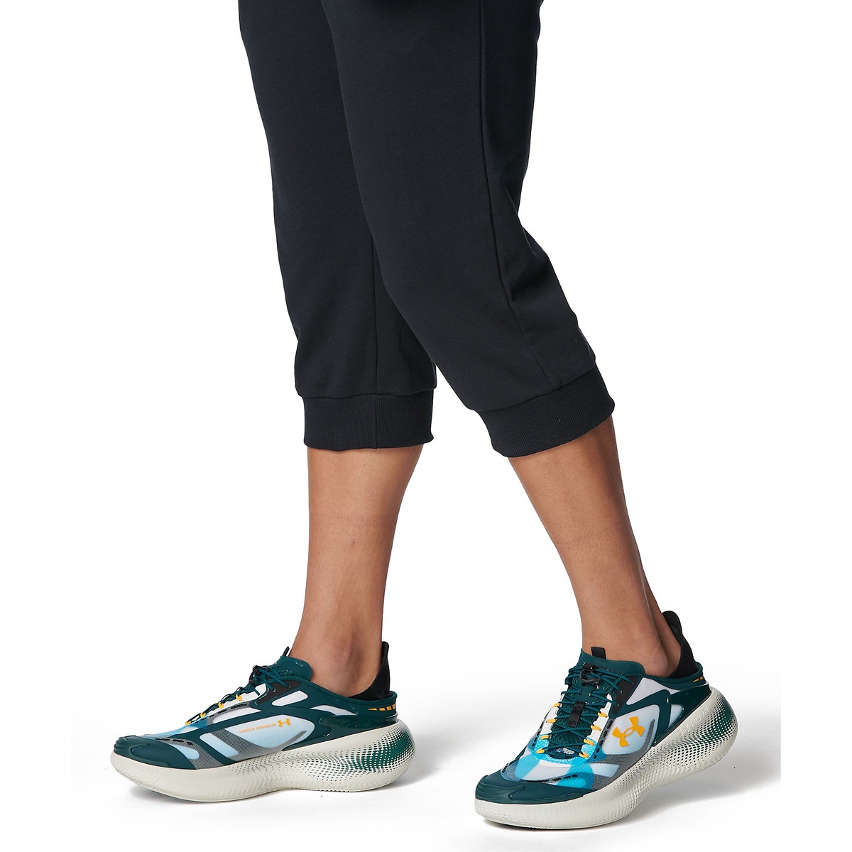 UA RIVAL LIGHTWEIGHT TERRY 3/4 PANTS