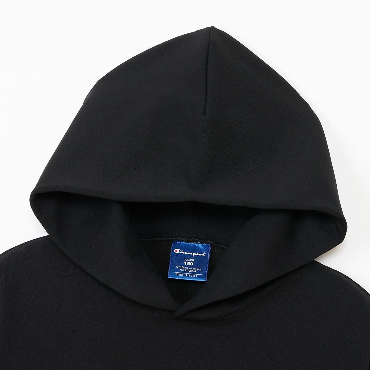 HOODED SWEATSHIRT