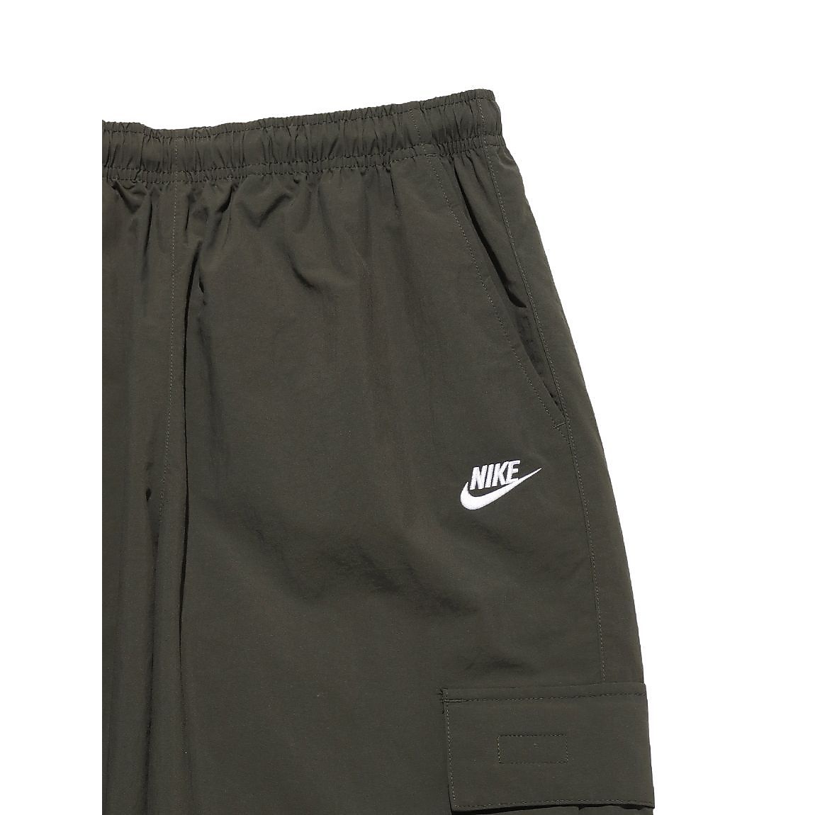 ナイキ クラブ ウーヴン カーゴ パンツ