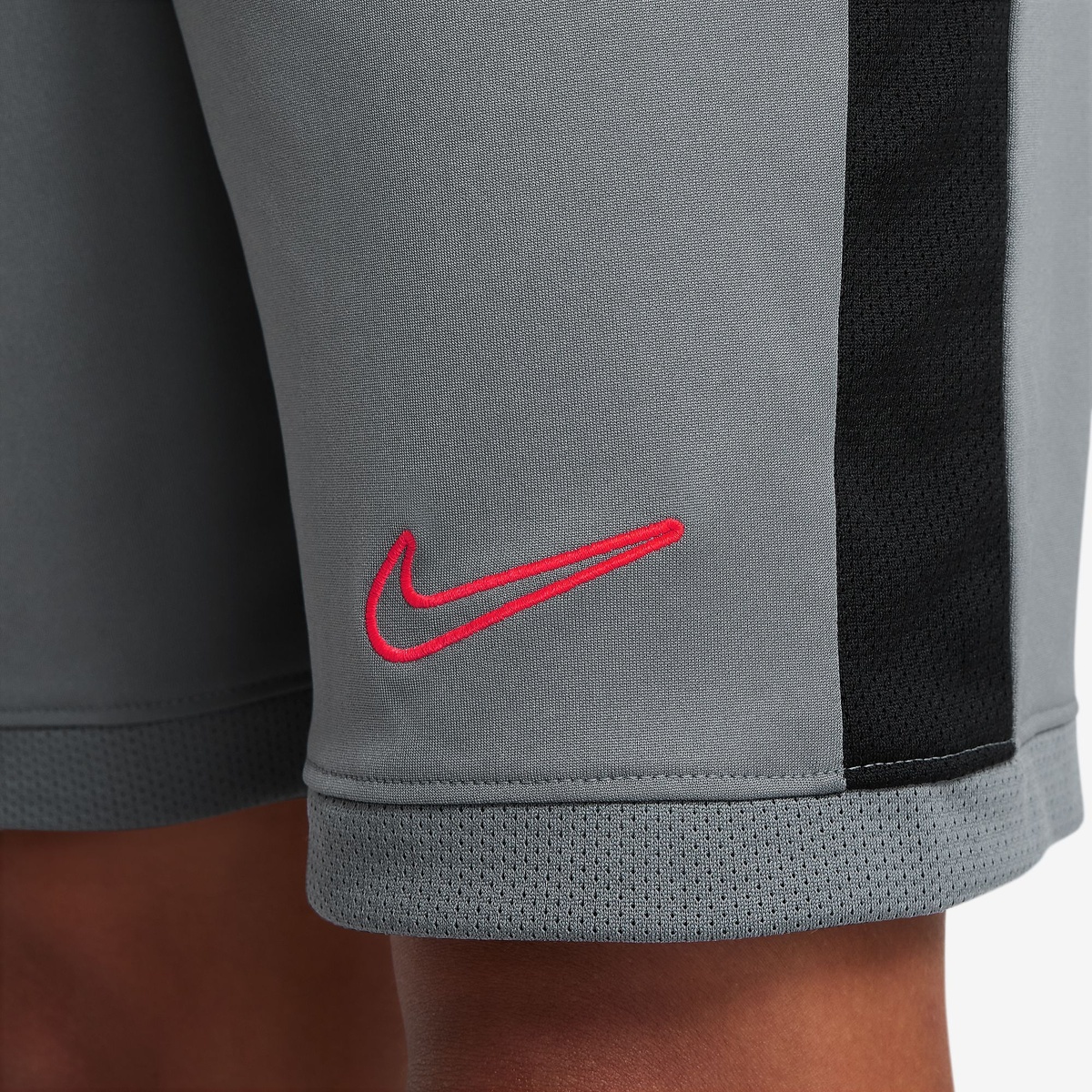 ナイキ YTH DF ACD25 ショート K 7IN -PD