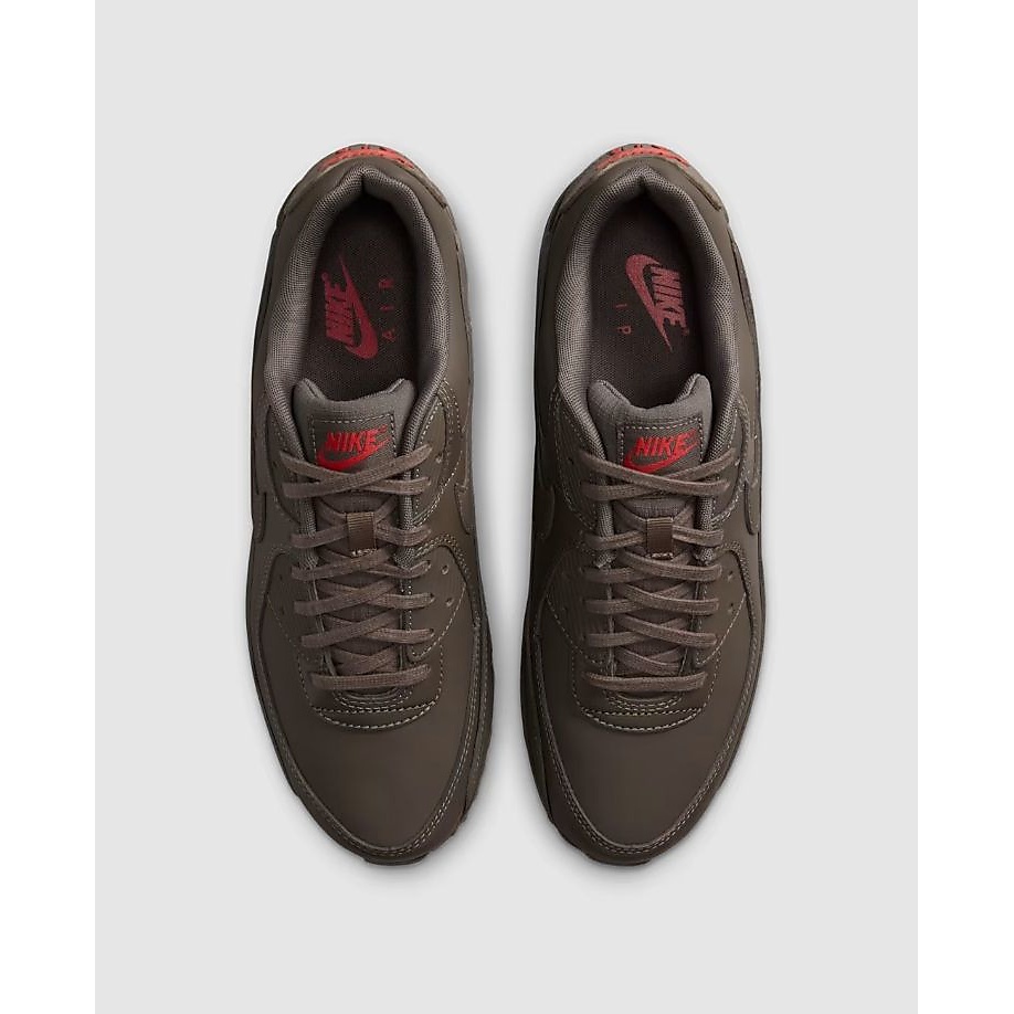 ナイキ エア マックス 90 ESS+