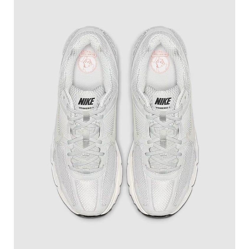 ナイキ ズーム ボメロ 5